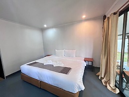 Long Beach Club Krabi