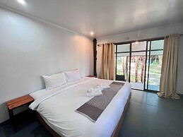 Long Beach Club Krabi