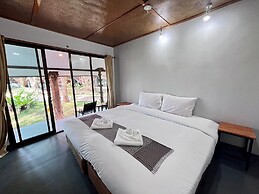 Long Beach Club Krabi