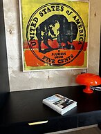 Yellowstone Peaks Hotel