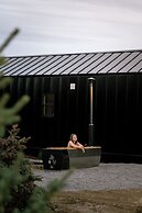 Yellowstone Peaks Hotel