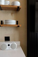 Yellowstone Peaks Hotel