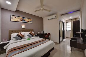 Click Hotel Yuvraj
