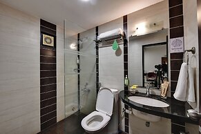 Click Hotel Yuvraj