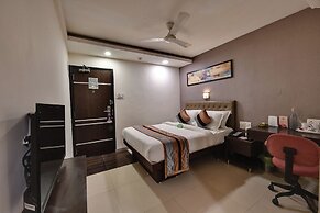 Click Hotel Yuvraj