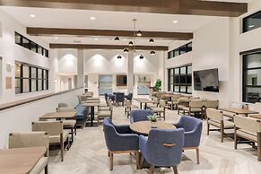 Staybridge Suites Pigeon Forge Smoky Mtns by IHG