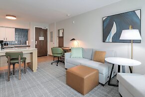 Staybridge Suites Pigeon Forge Smoky Mtns by IHG