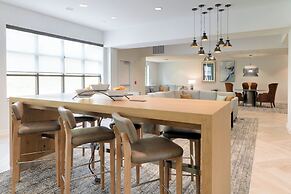 Staybridge Suites Pigeon Forge Smoky Mtns by IHG