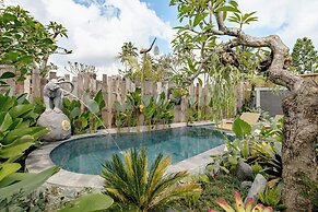 Ratni Ubud Villa