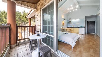 Taean Atirans Beach Pension