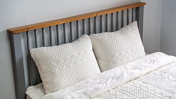 Taean Atirans Beach Pension