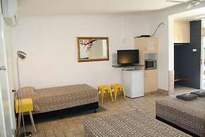 Gin Gin central motel