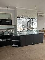 Skylark Boutique Hotel