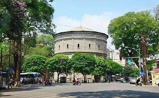 Skylark Boutique Hotel