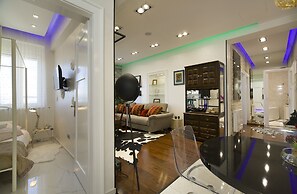 Central Station Art Apartment