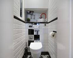 Central Station Art Apartment