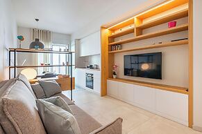 Marina Apartment 100m From Sea
