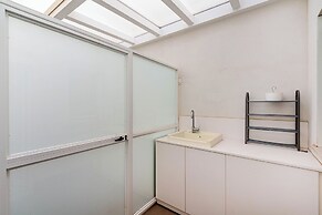 Marina Apartment 100m From Sea
