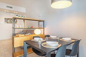 Marina Apartment 100m From Sea