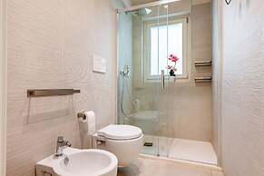 Marina Apartment 100m From Sea