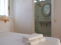 The Palm Rock Finikia Santorini