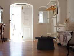 The Palm Rock Finikia Santorini