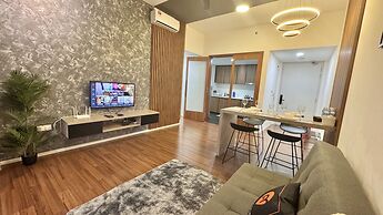UNA Serviced Apartment by Manatidur