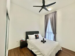 UNA Serviced Apartment by Manatidur