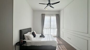 UNA Serviced Apartment by Manatidur