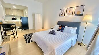 UNA Serviced Apartment by Manatidur