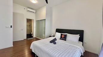 UNA Serviced Apartment by Manatidur
