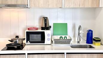 UNA Serviced Apartment by Manatidur