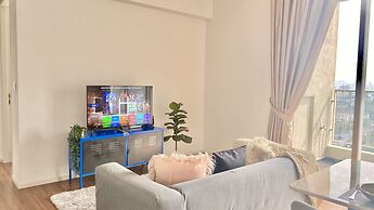 UNA Serviced Apartment by Manatidur