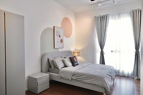 UNA Serviced Apartment by Manatidur