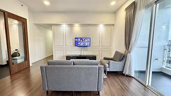 UNA Serviced Apartment by Manatidur