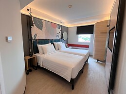 Luminor Hotel Legian Seminyak - Bali