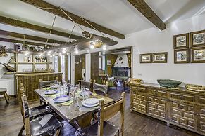 Family Chalet In Monte Amiata