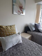 5-bed House With Separate Living Room