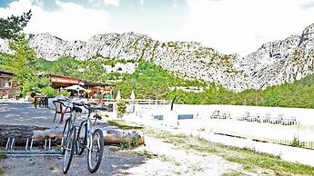 Camping La Pinatelle