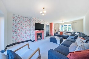 8 Newmarket Road
