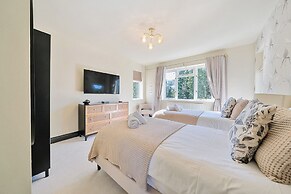 8 Newmarket Road