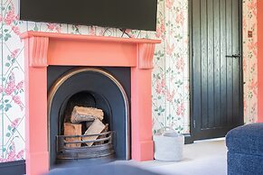 8 Newmarket Road