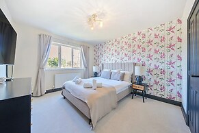 8 Newmarket Road