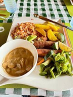 Top of the World Lodges Fort Portal