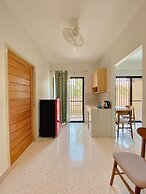 Calamint Residence Hotel