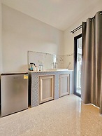 Calamint Residence Hotel
