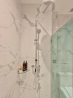 Calamint Residence Hotel