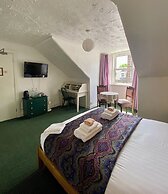 4 Friends House