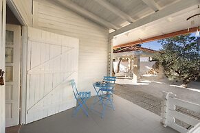 3716 Villetta White by Barbarhouse