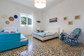 3716 Villetta White by Barbarhouse